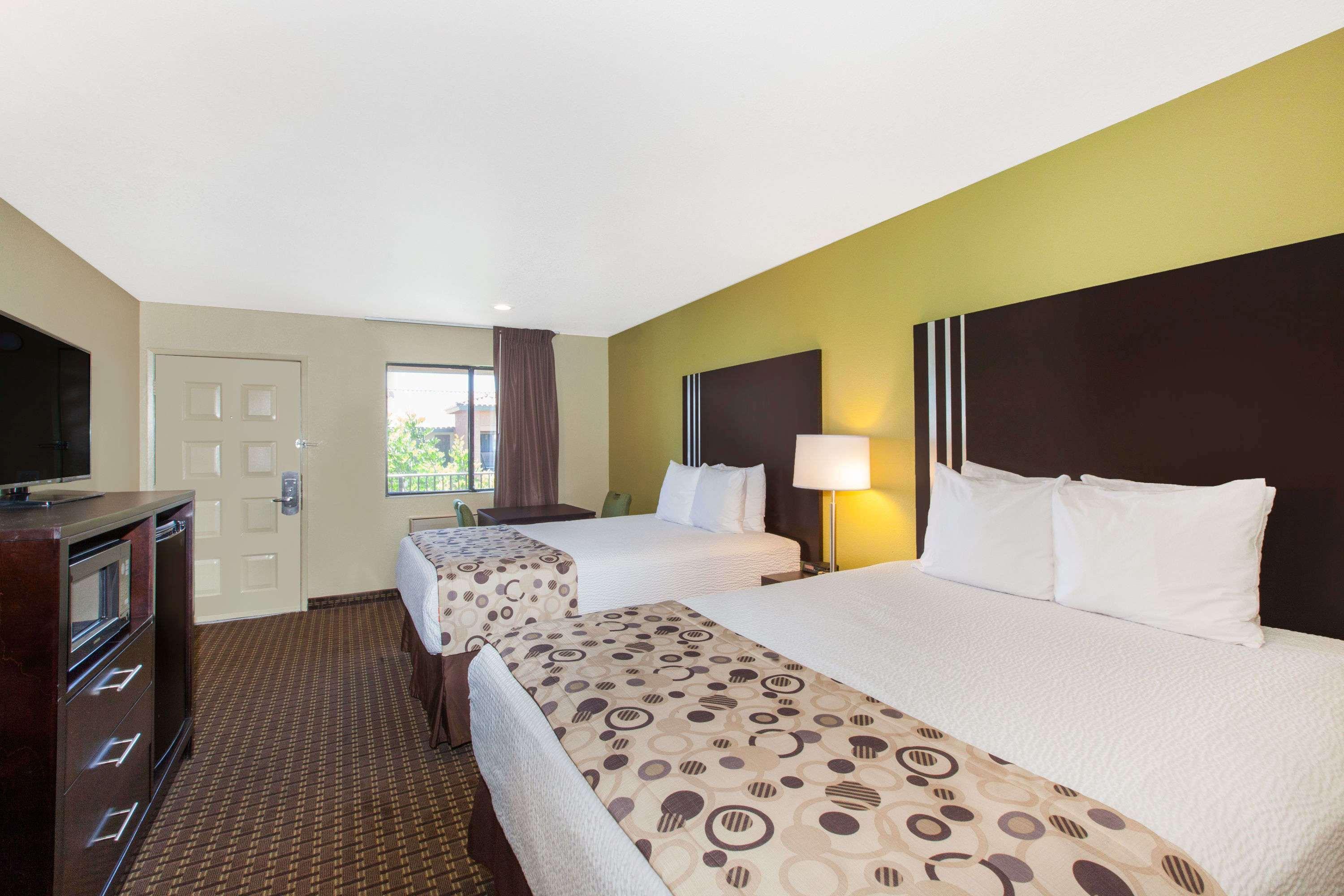 Days Inn By Wyndham San Jose Airport Milpitas Εξωτερικό φωτογραφία