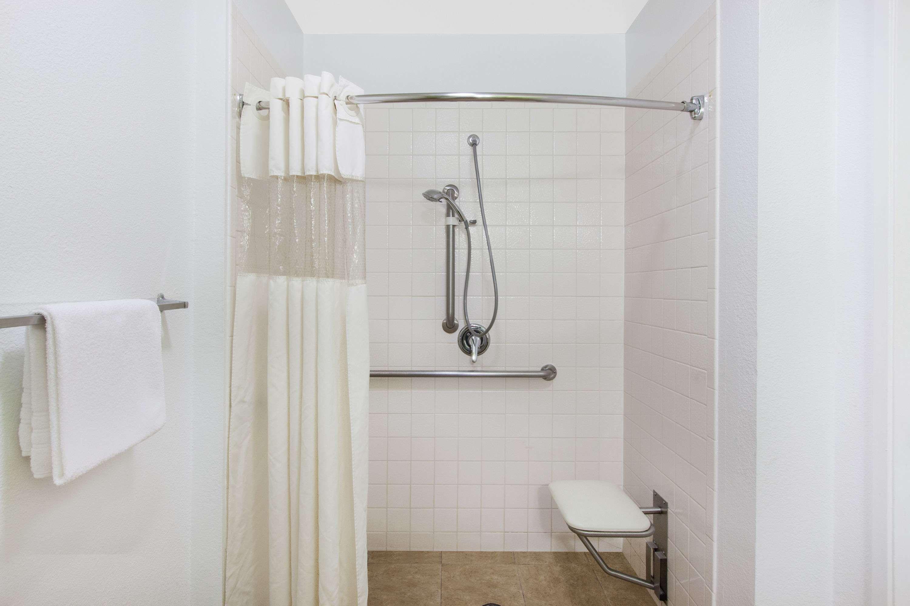 Days Inn By Wyndham San Jose Airport Milpitas Εξωτερικό φωτογραφία