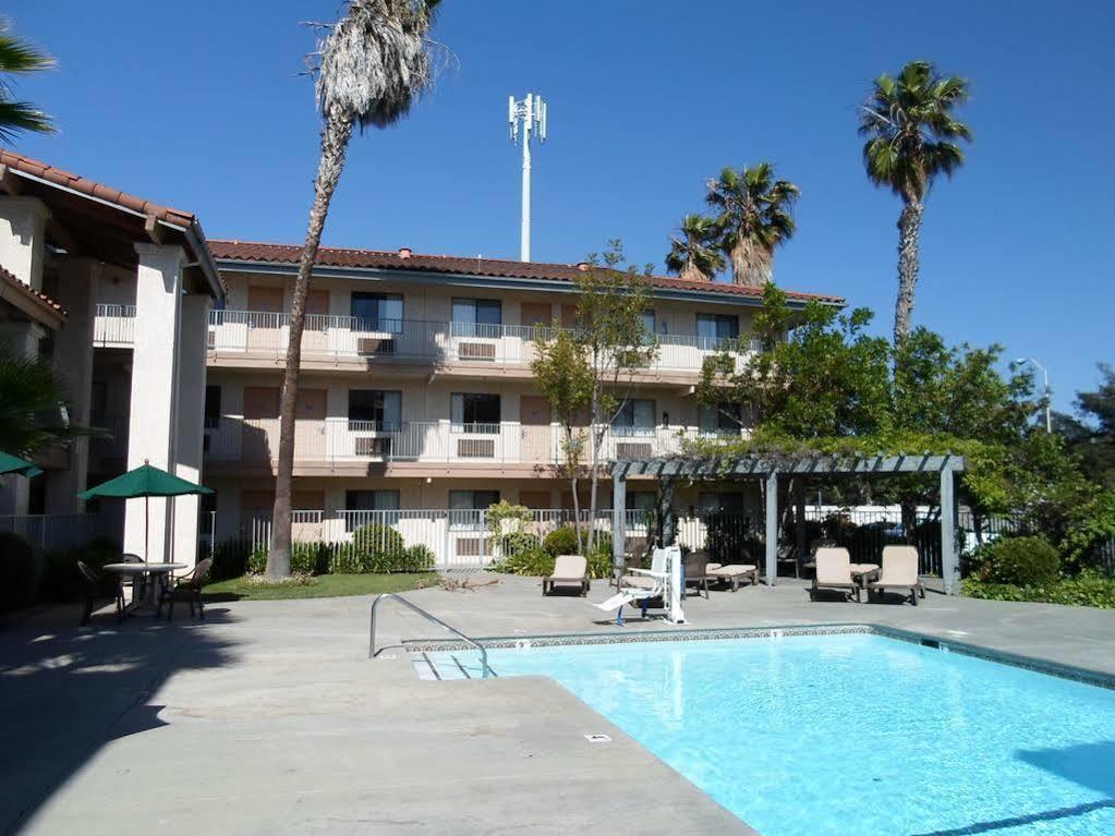 Days Inn By Wyndham San Jose Airport Milpitas Εξωτερικό φωτογραφία