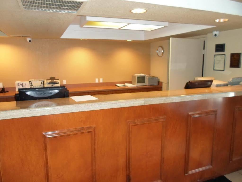 Days Inn By Wyndham San Jose Airport Milpitas Εξωτερικό φωτογραφία
